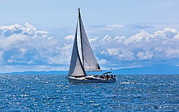 門口接機，目的地清關和送貨服務