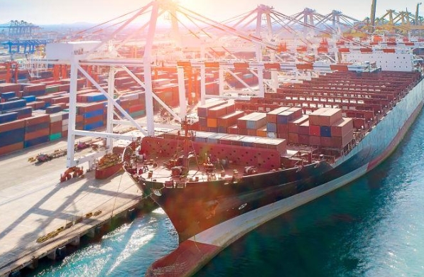 隨著電子商務(wù)的快速發(fā)展，國際貨代也迎來了新的發(fā)展機(jī)遇